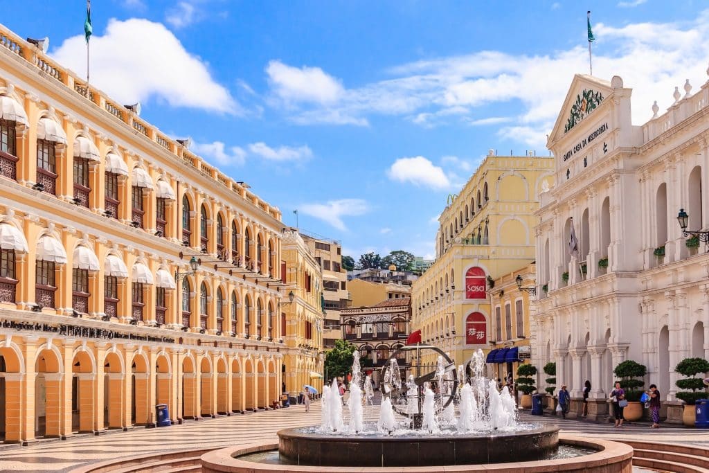 Senado Square