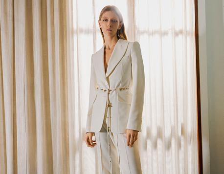 Stella McCartney’s Autumn Collection 2022 Embraces the Ambitious Woman