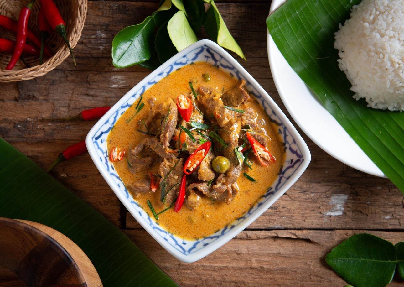 Thai Curry Domination: Exploring the Five Acclaimed Thai Curries