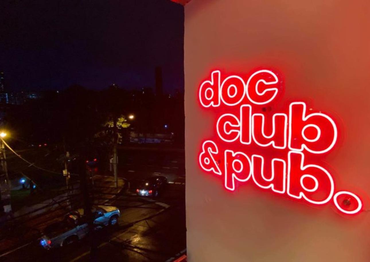 Doc Club & Pub Opens at Woof Pack Saladaeng