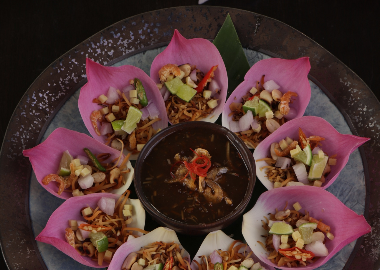 Ruen Noppagao Promises 100% Authentic Thai Cuisine