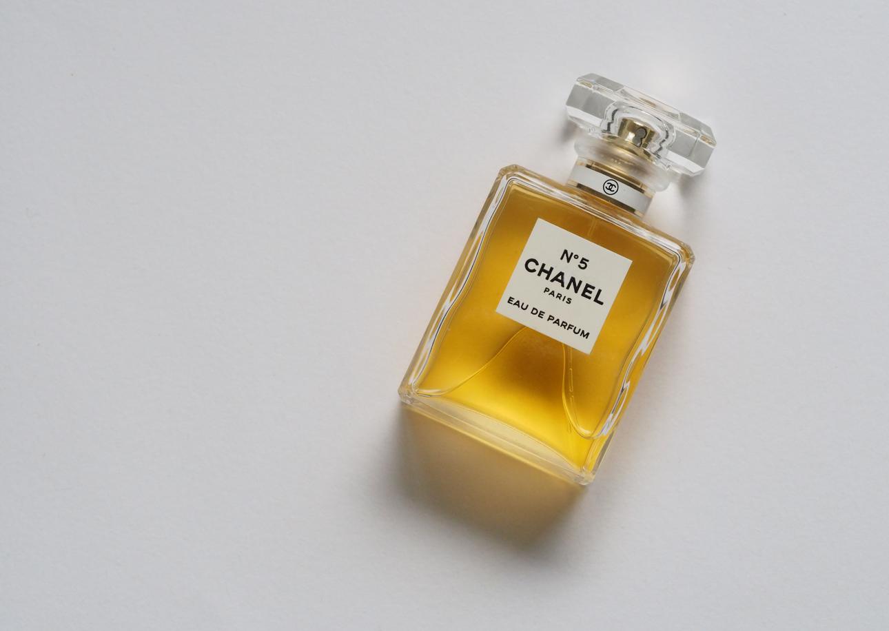 The Evolution of Luxury Fragrances: Exploring Innovative Notes