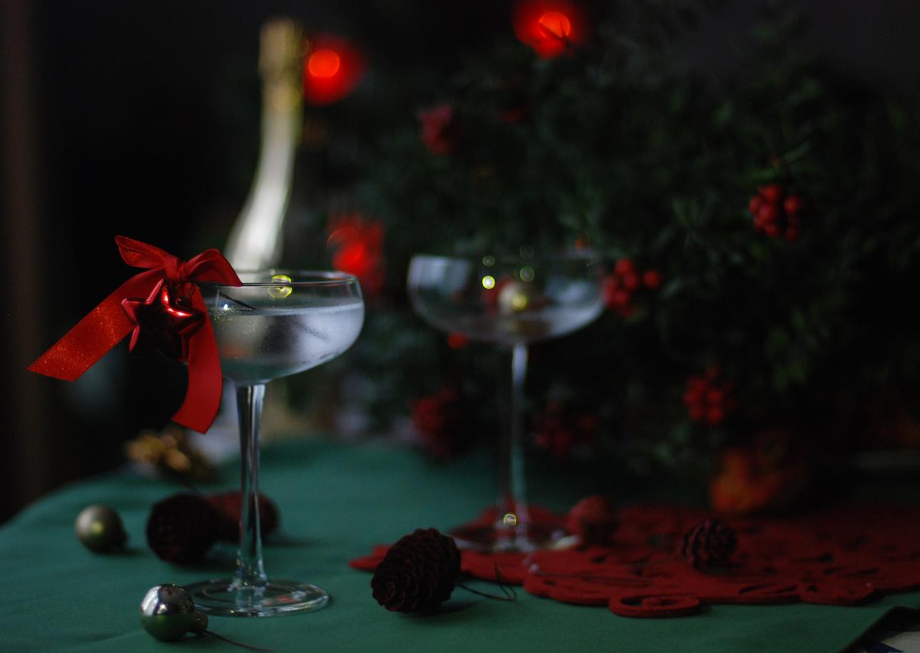 Easy Festive Cocktails To Make This Christmas