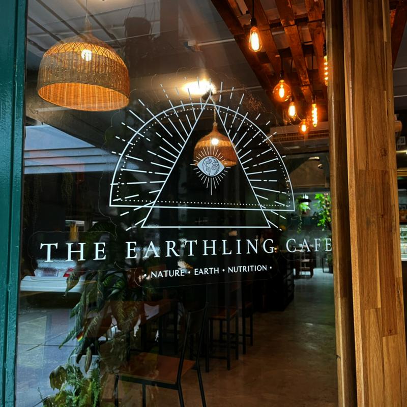 Feel Vibrant, Aligned and Alive at The Earthling Cafe