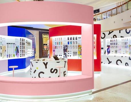 Casetify Launches Pop-Up Store at CentralWorld