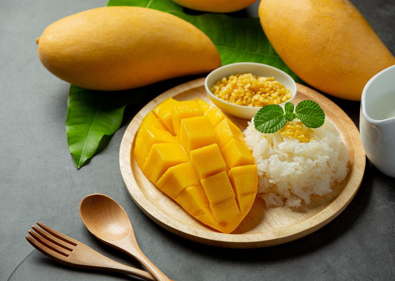 Where to get Sweet and Savory Mango Sticky Rice in Bangkok