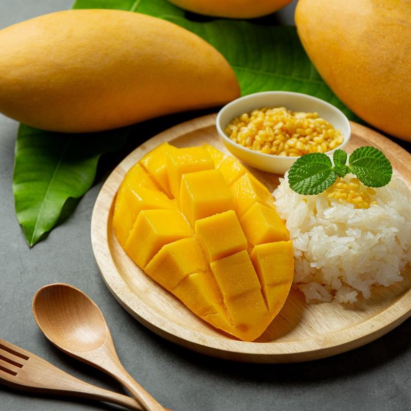 Where to get Sweet and Savory Mango Sticky Rice in Bangkok