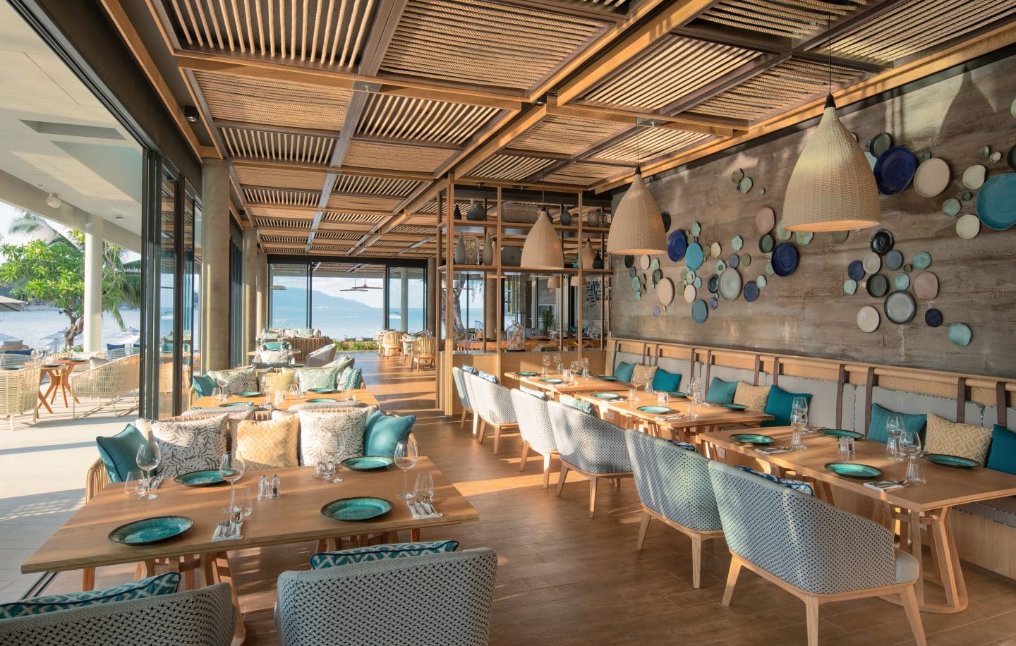 THE BREEZA BEACH RESTAURANT & BAR